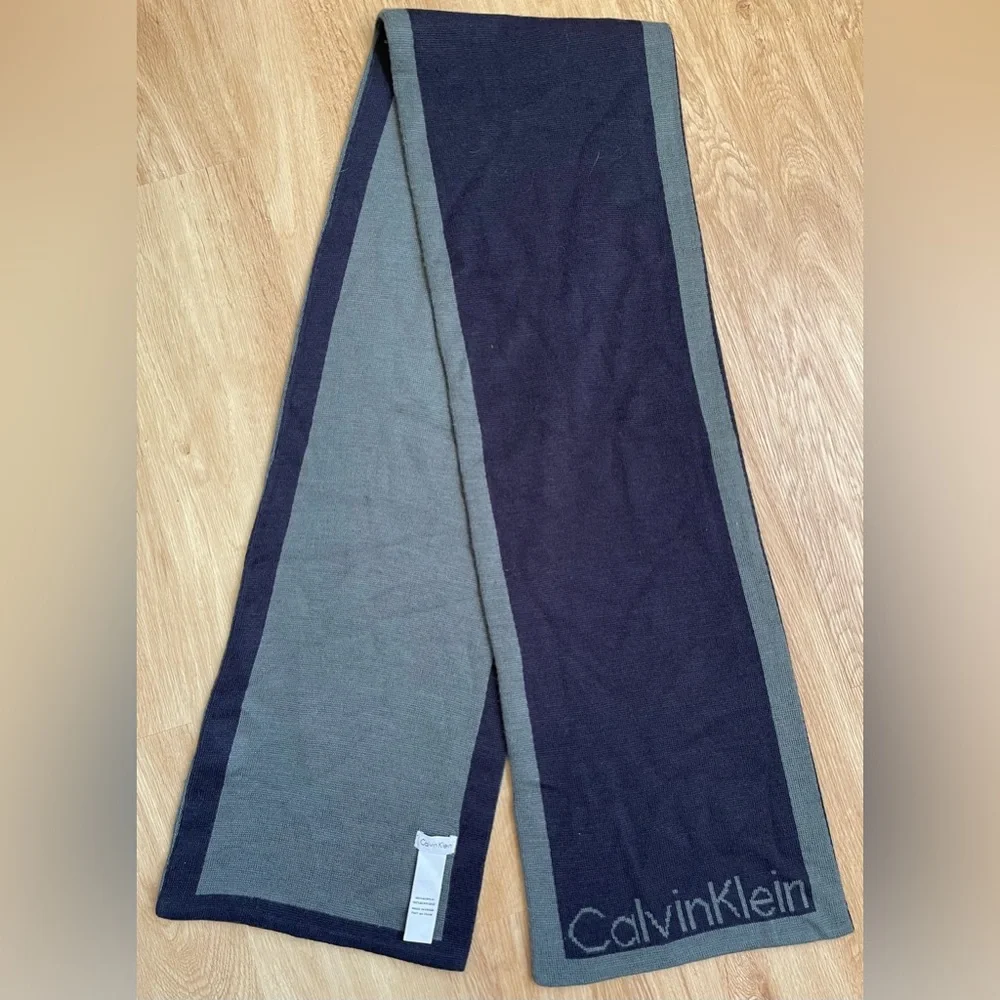 Calvin Klein navy blue gray reversible knit scarf logo unisex